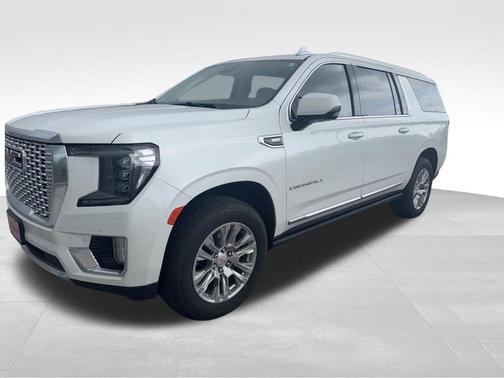 White Frost Tricoat 2023 GMC Yukon XL Denali