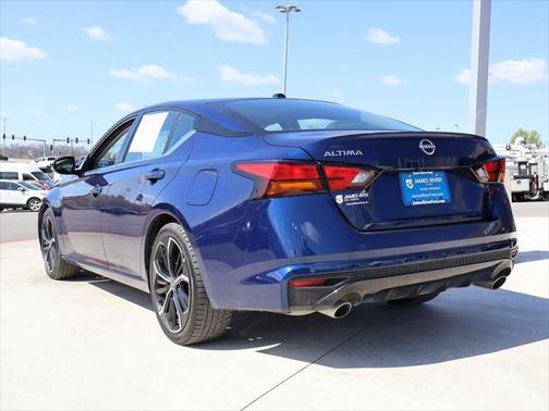 2023 Nissan Altima SR FWD