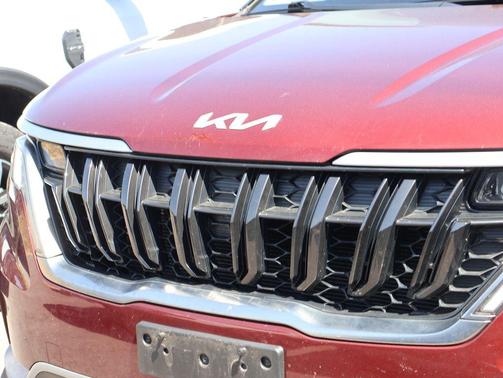 Flare Red 2024 Kia Carnival LX