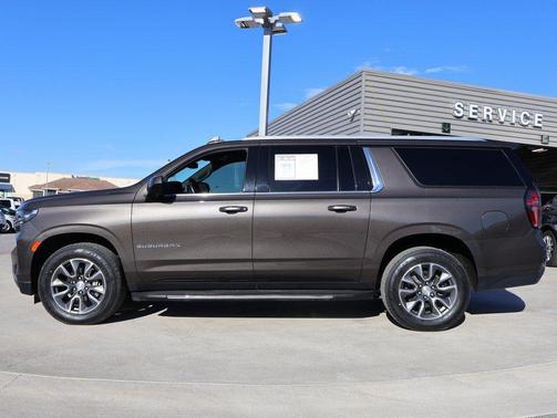 2021 Chevrolet Suburban LT