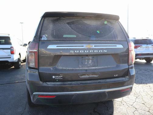 2021 Chevrolet Suburban LT
