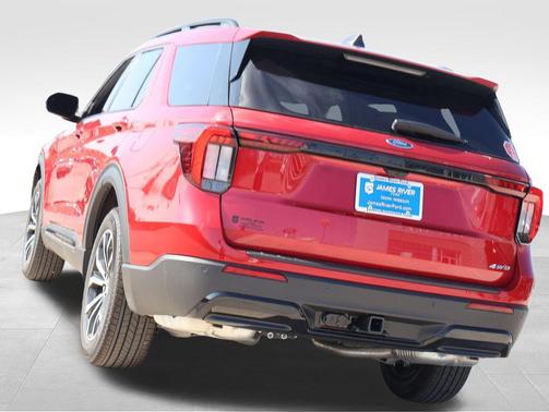 Rapid Red Metallic Tinted Clearcoat 2026 Ford Explorer ST-Line