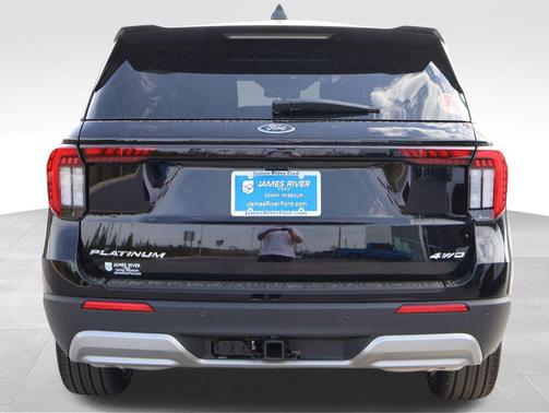 Agate Black Metallic 2026 Ford Explorer Platinum