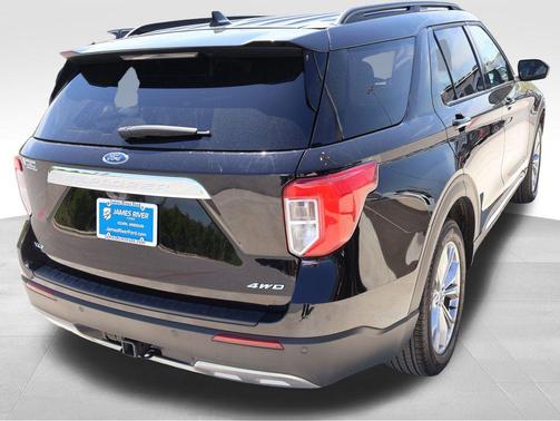 Agate Black Metallic 2024 Ford Explorer XLT