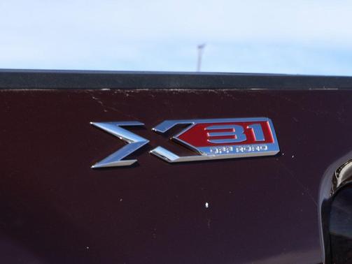 2024 GMC Sierra 2500 SLT