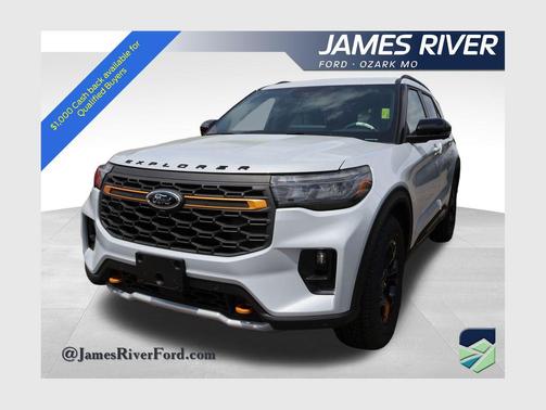 Space White Metallic 2026 Ford Explorer Tremor