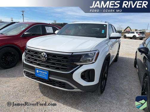 2025 Volkswagen Atlas Cross Sport 2.0T SE w/Technology