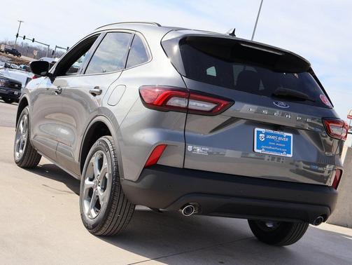 2026 Ford Escape ST-Line Select