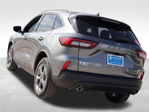 carbonized gray metallic 2026 Ford Escape ST-Line Select