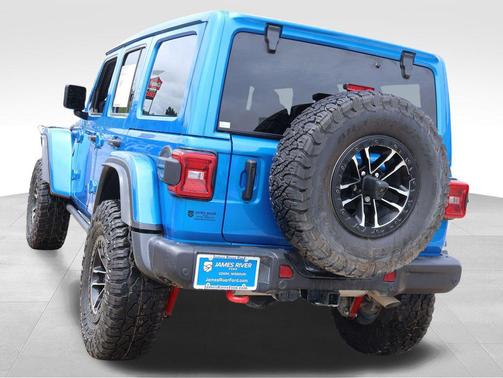 Hydro Blue Pearlcoat 2024 Jeep Wrangler Rubicon