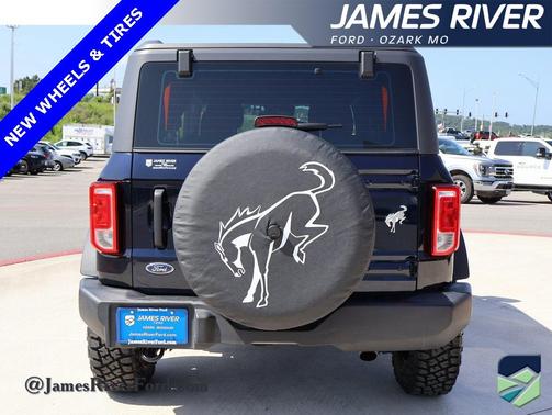 2021 Ford Bronco Base