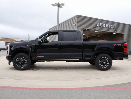 2026 Ford F-250 Platinum