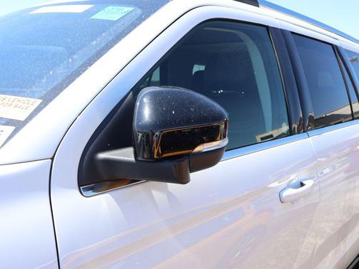 Oxford White 2025 Ford Expedition Max Platinum