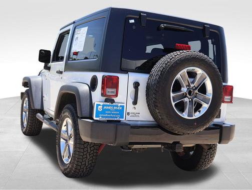 Bright White Clearcoat 2017 Jeep Wrangler Sport