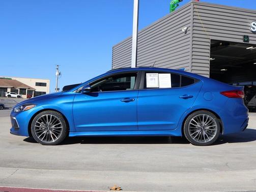 2017 Hyundai ELANTRA Sport