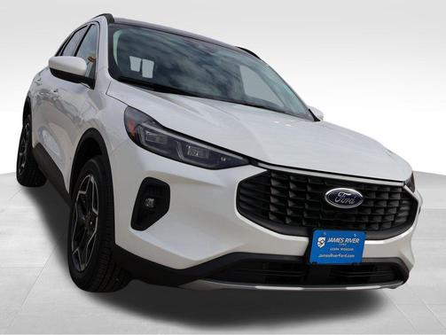 2026 Ford Escape Platinum