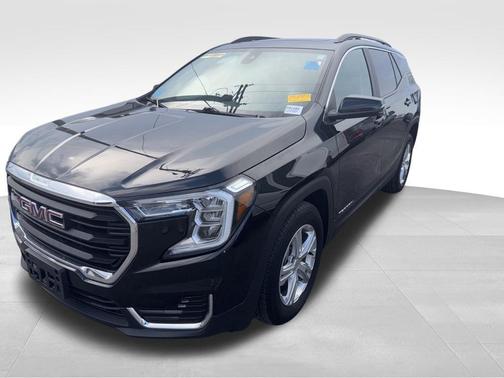 Ebony Twilight Metallic 2022 GMC Terrain SLE