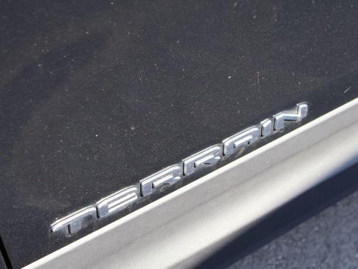 Ebony Twilight Metallic 2022 GMC Terrain SLE