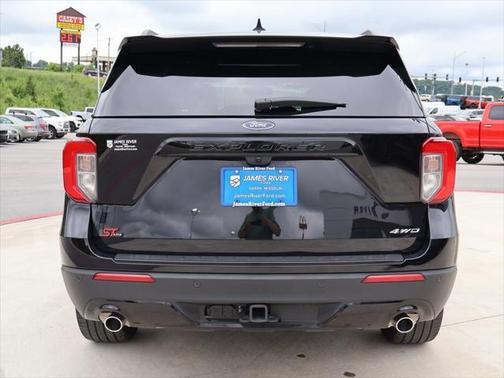 2024 Ford Explorer ST-Line