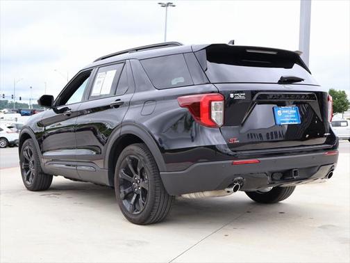 2024 Ford Explorer ST-Line