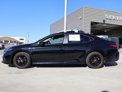 2025 Toyota Camry 