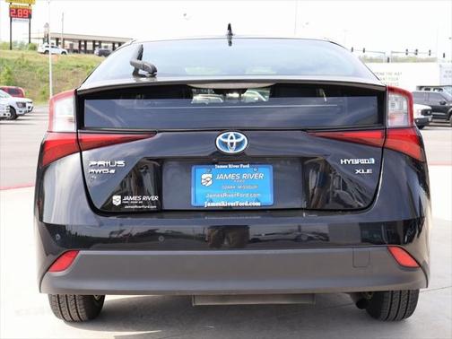 2019 Toyota Prius XLE