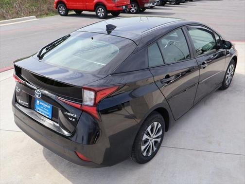 2019 Toyota Prius XLE