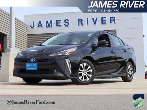 2019 Toyota Prius XLE