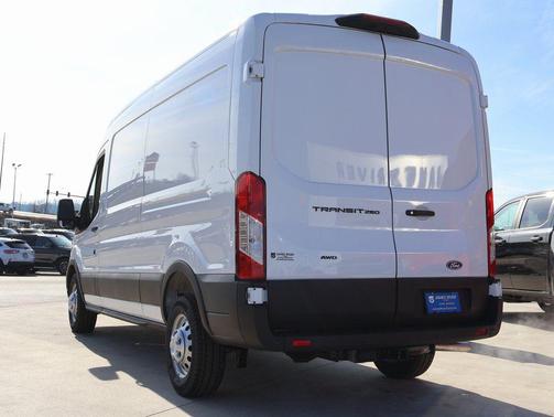 2026 Ford Transit-250 Base