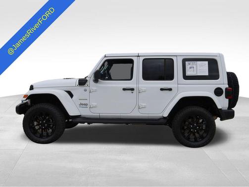 Bright White Clearcoat 2022 Jeep Wrangler Unlimited 4xe Sahara