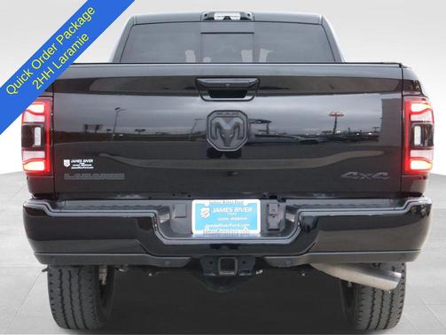 2024 RAM 2500 Laramie Crew Cab 4x4 6'4' Box