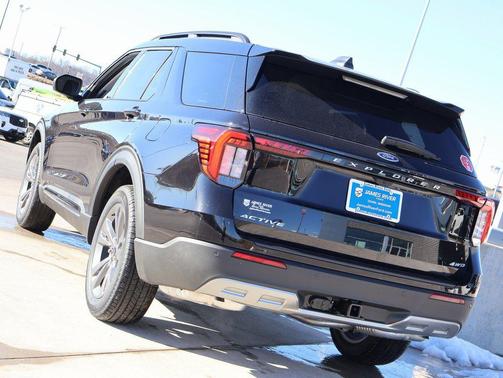 2026 Ford Explorer Active (200A)