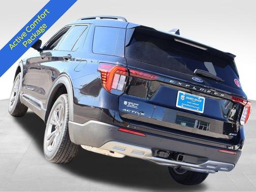 Agate Black Metallic 2026 Ford Explorer Active (200A)