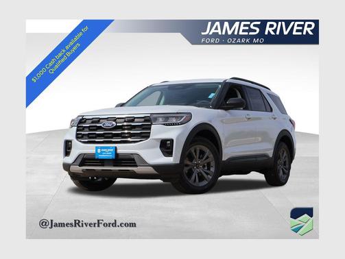 Space White Metallic 2026 Ford Explorer Active
