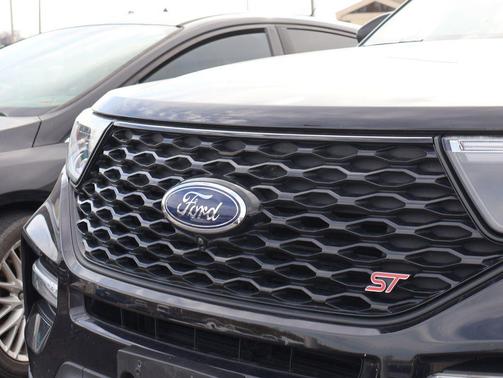 Agate Black Metallic 2020 Ford Explorer ST