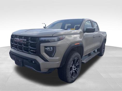 Desert Sand Metallic 2023 GMC Canyon AT4