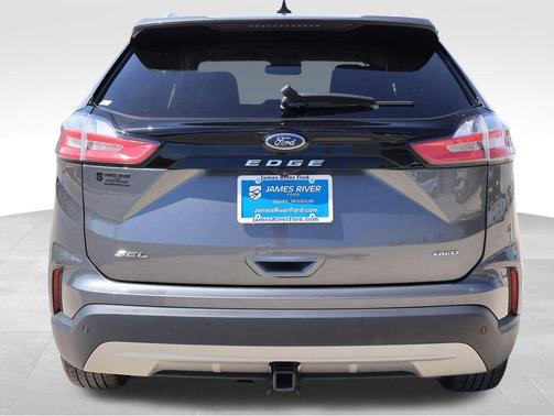 Carbonized Gray Metallic 2023 Ford Edge SEL