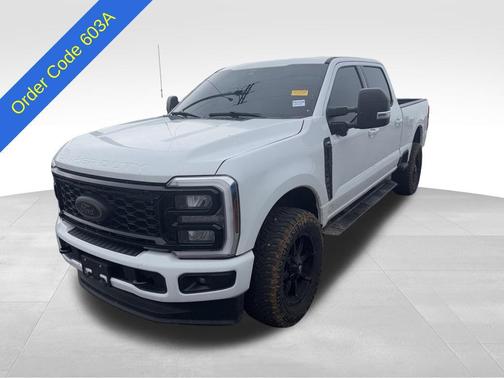 Oxford White 2025 Ford F-250 XLT