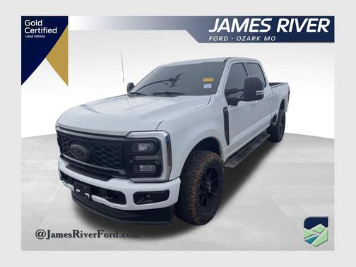 Oxford White 2025 Ford F-250 XLT