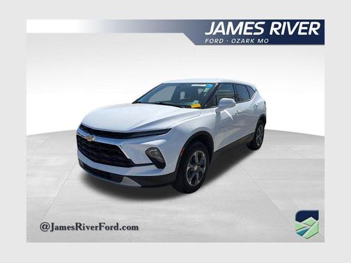 Summit White 2025 Chevrolet Blazer 2LT