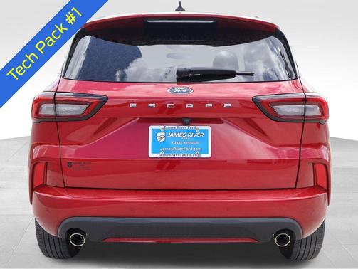 Rapid Red Metallic Tinted Clearcoat 2023 Ford Escape ST-Line