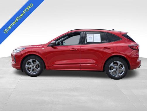 Rapid Red Metallic Tinted Clearcoat 2023 Ford Escape ST-Line