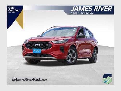 Rapid Red Metallic Tinted Clearcoat 2023 Ford Escape ST-Line