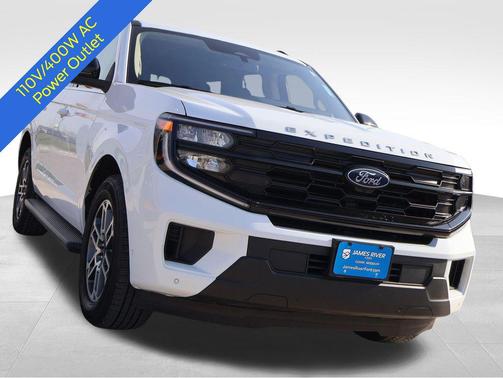 Oxford White 2025 Ford Expedition Active