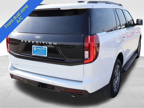 Oxford White 2025 Ford Expedition Active