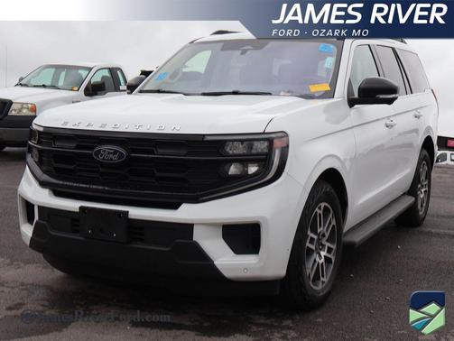 2025 Ford Expedition Active