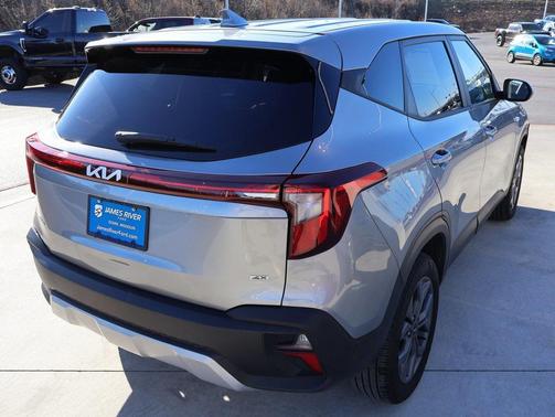 2025 Kia Seltos LX