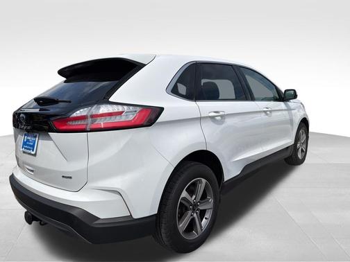 Oxford White 2024 Ford Edge SEL