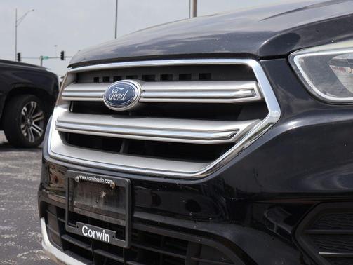 Shadow Black 2017 Ford Escape SE