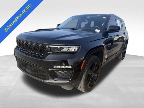 Diamond Black Crystal Pearlcoat 2023 Jeep Grand Cherokee Limited